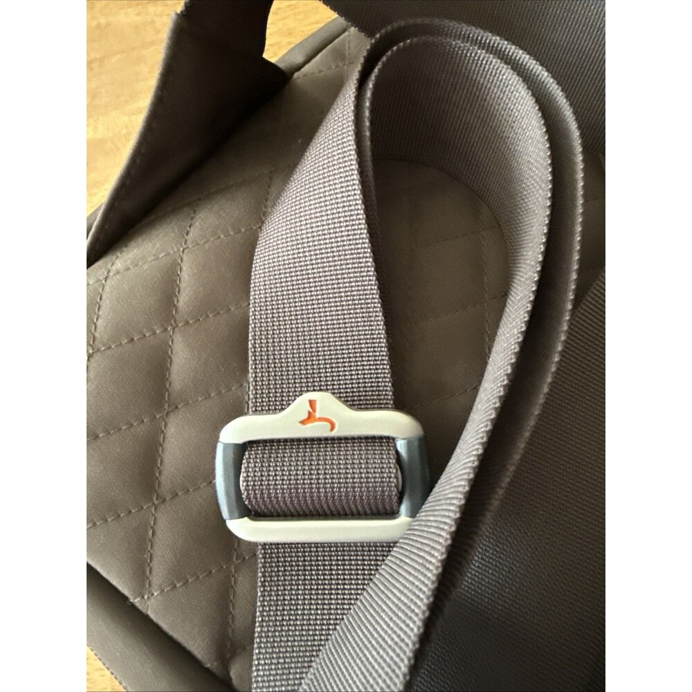 TRAVELON Brown‎ Crossbody Messenger Shoulder Anti-Theft Travel Assessories NWOT - Picture 10 of 12